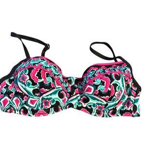 BECCA by Rebecca Virtue bikini top in size S. Abstract Paisley print like new